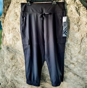 🆕️ Kyodan Black High Waist Ladies Activewear Capri Pants